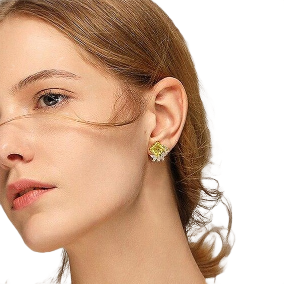 Giallo Diamond Cluster Earrings