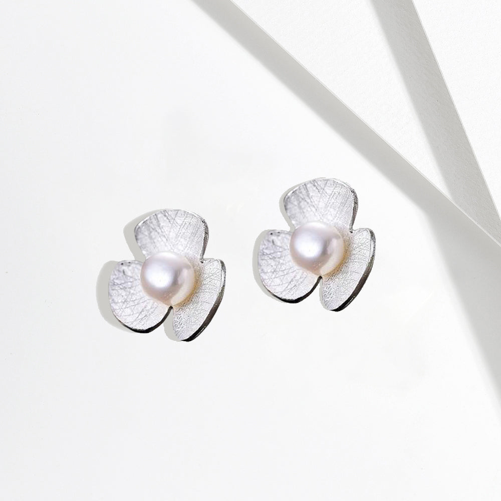 Clover Pearl Stud Earrings