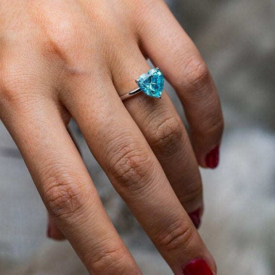 Cuore Heart Diamond Ring