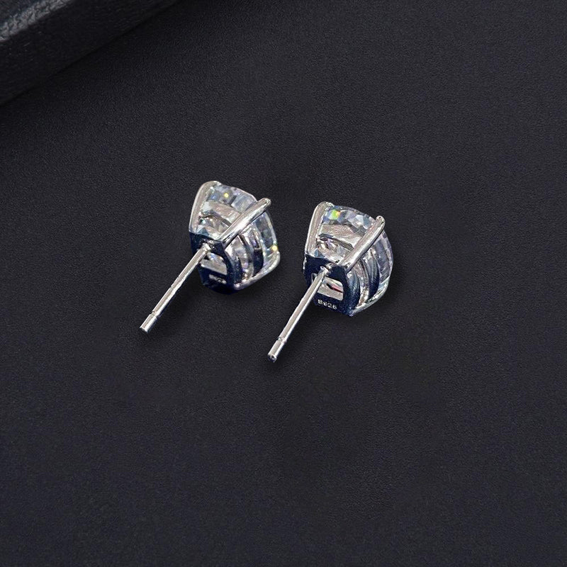 Lucca Oval Diamond Stud Earrings - £250