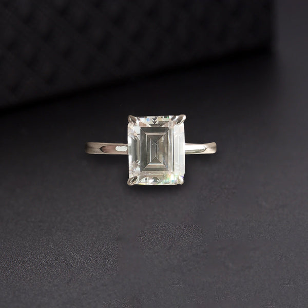 Zircon Classic Silver Diamond Ring